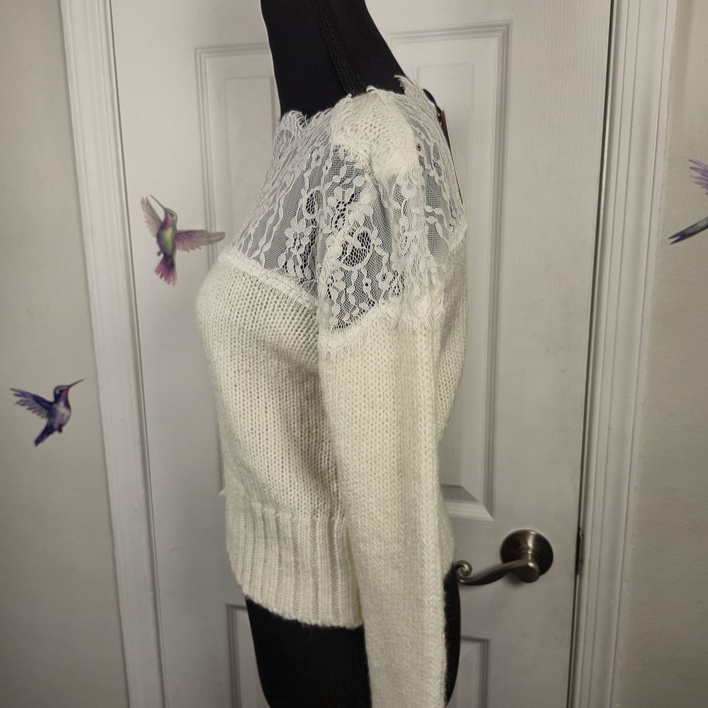 Raissa Ivory White Lace Yoke Knit Cropped Sweater Cottagecore Coquette Size M - Picture 5 of 9
